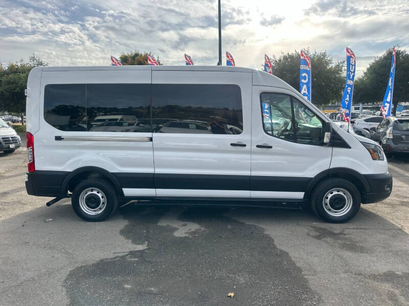 2023 Ford Transit 250