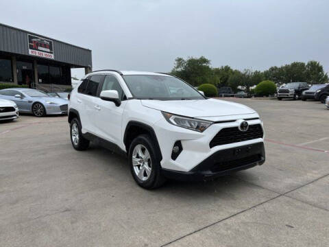 2020 Toyota RAV4 for sale at KIAN MOTORS INC in Plano TX
