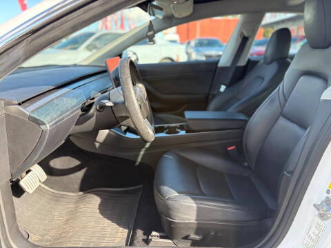 2019 Tesla Model 3 Long Range