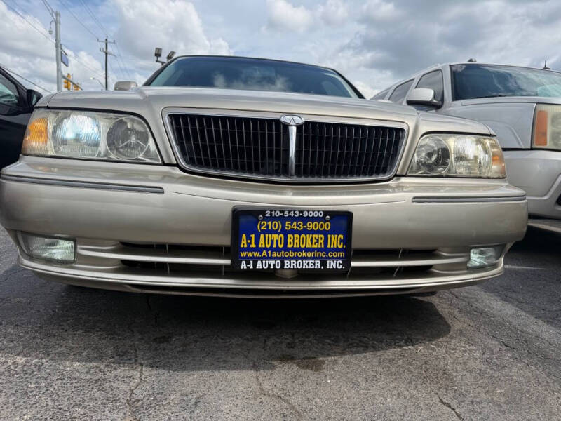 2000 Infiniti Q45