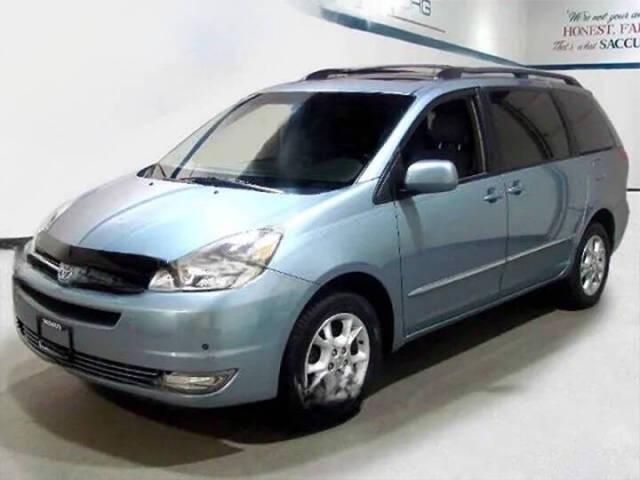 2005 Toyota Sienna XLE Limited's photo