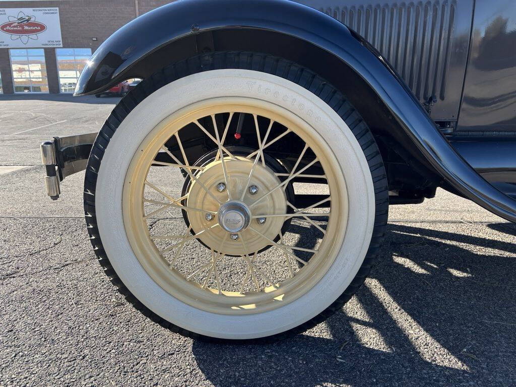 1929 Ford Model A 18