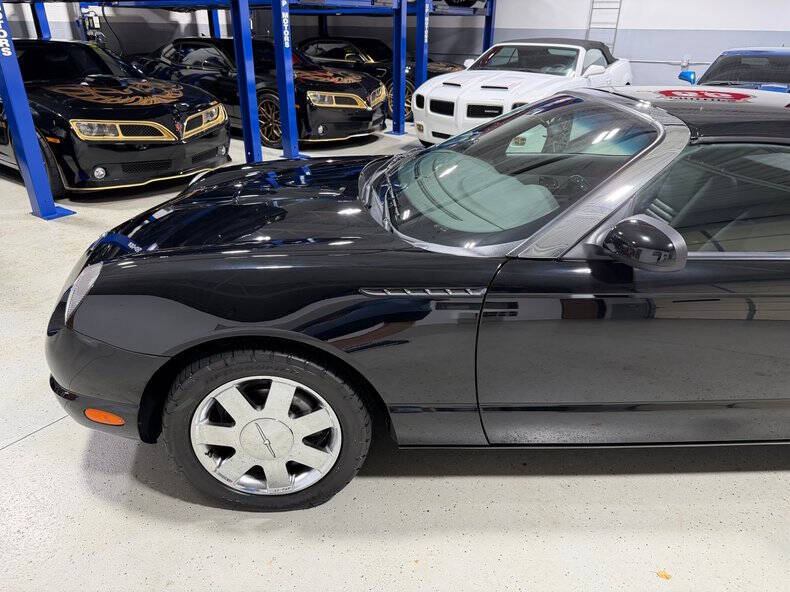 2002 Ford Thunderbird Deluxe