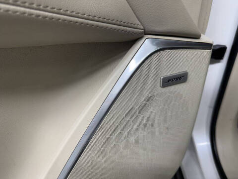 2017 Cadillac Escalade ESV Premium Luxury