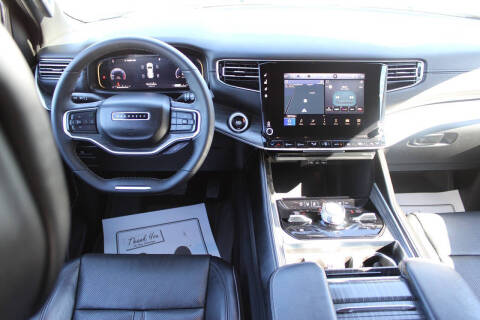 2023 Jeep Wagoneer Series III