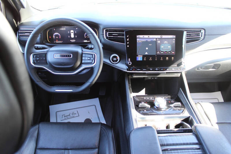 2023 Jeep Wagoneer Series III