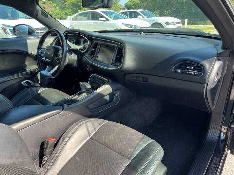 2016 Dodge Challenger SRT 392
