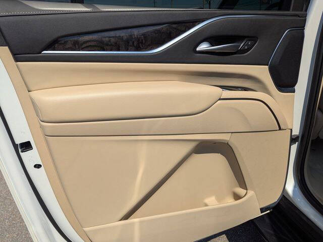 2023 Cadillac Escalade ESV Premium Luxury