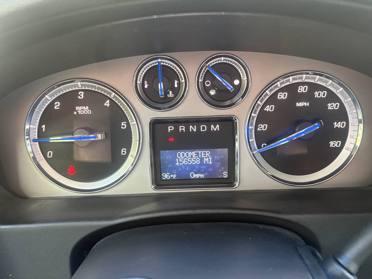 Silver 2013 Cadillac Escalade Base 4dr SUV 31