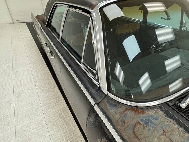 1961 Lincoln Continental