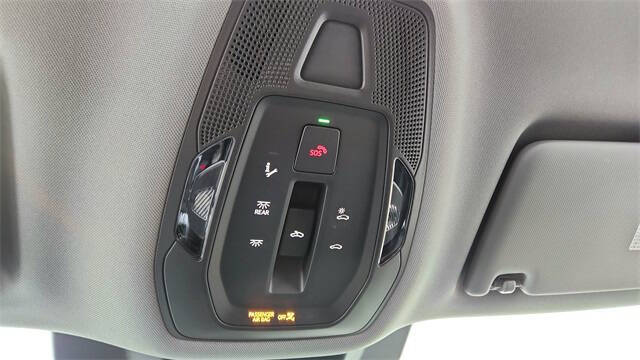 2025 Audi Q6 e-tron quattro Premium