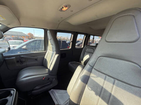 2017 Chevrolet Express LS 3500