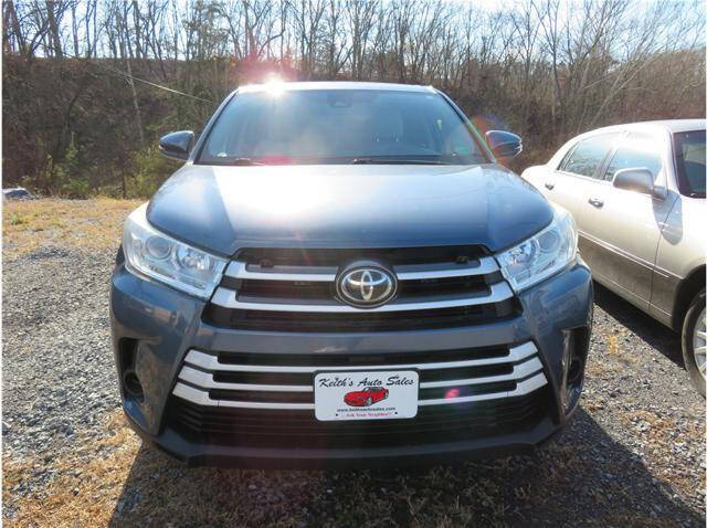 2019 Toyota Highlander LE