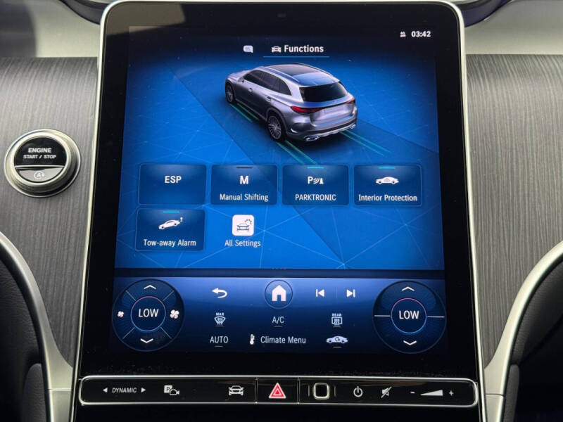 2025 Mercedes-Benz GLC GLC 300