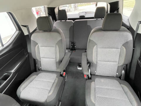 2021 Chevrolet Traverse LT Cloth