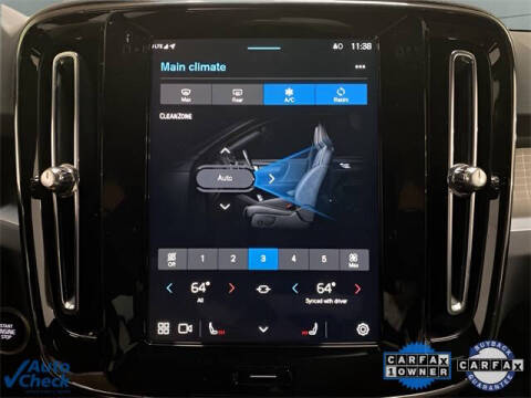 2025 Volvo XC40 B5 Core Bright Theme