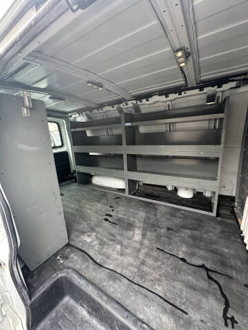 2017 Chevrolet Express 2500