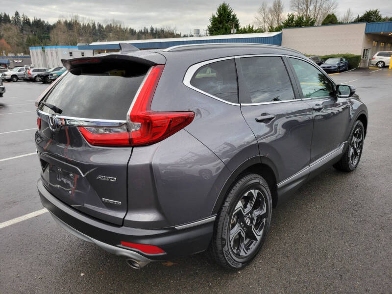 2018 Honda CR-V Touring photo 7