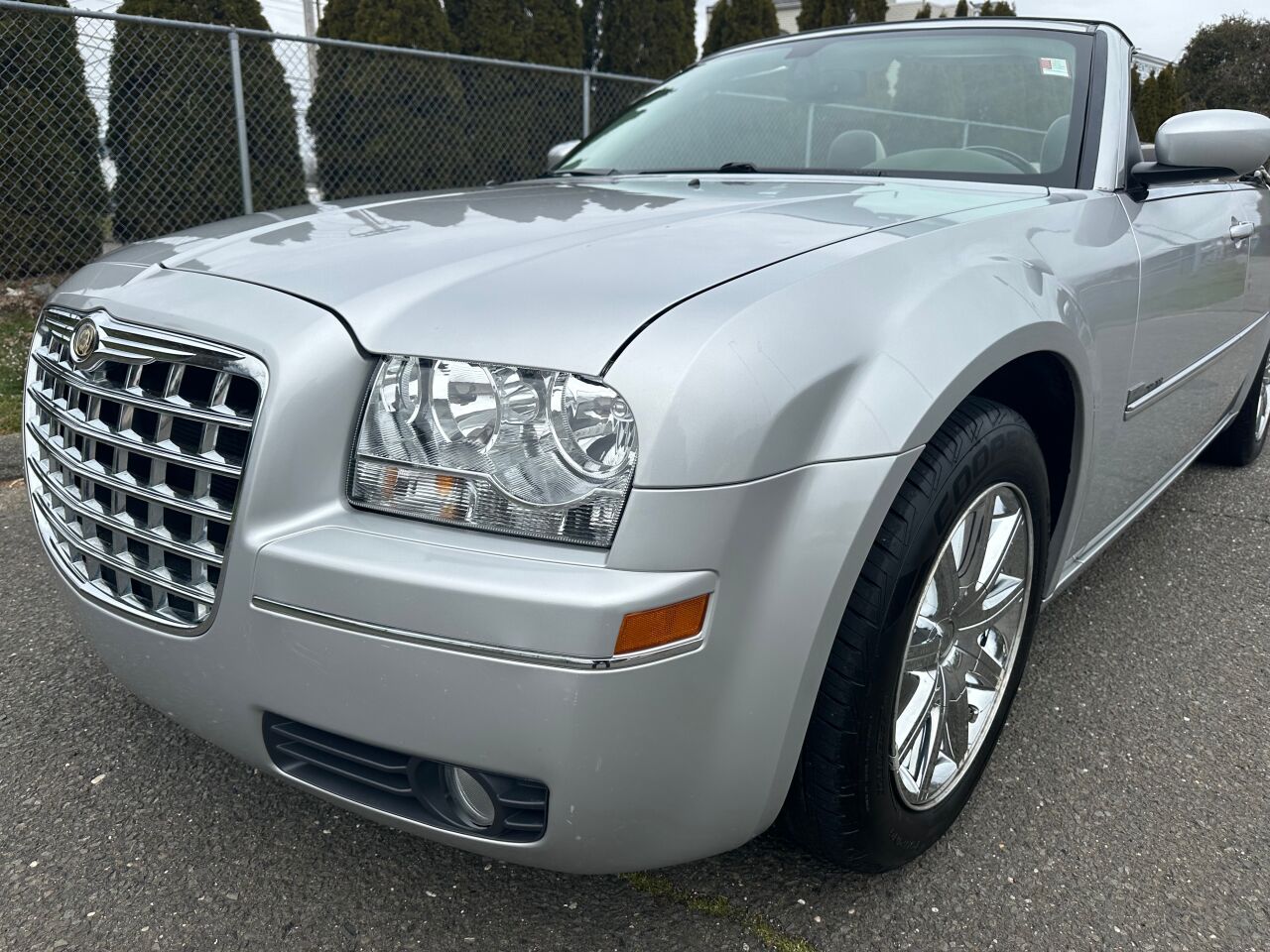 2008 Chrysler 300 19