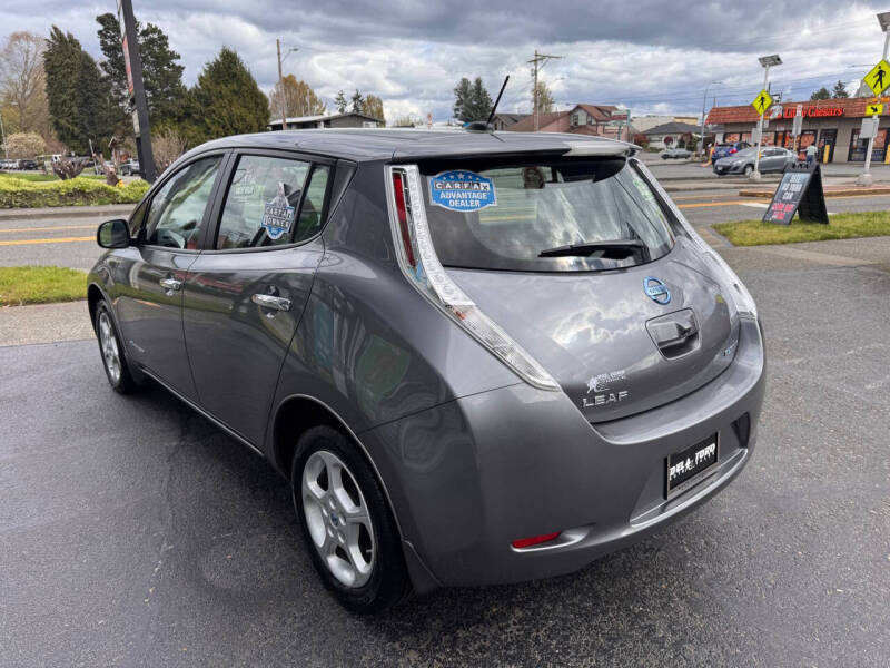 2015 Nissan LEAF S