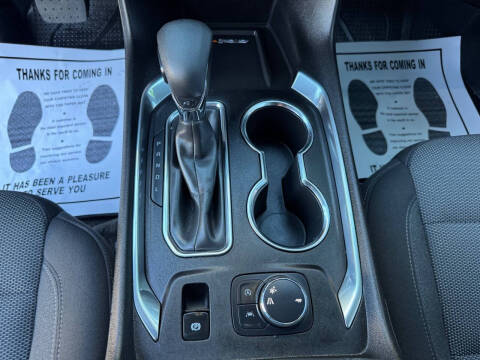 2022 Chevrolet Traverse LT Cloth