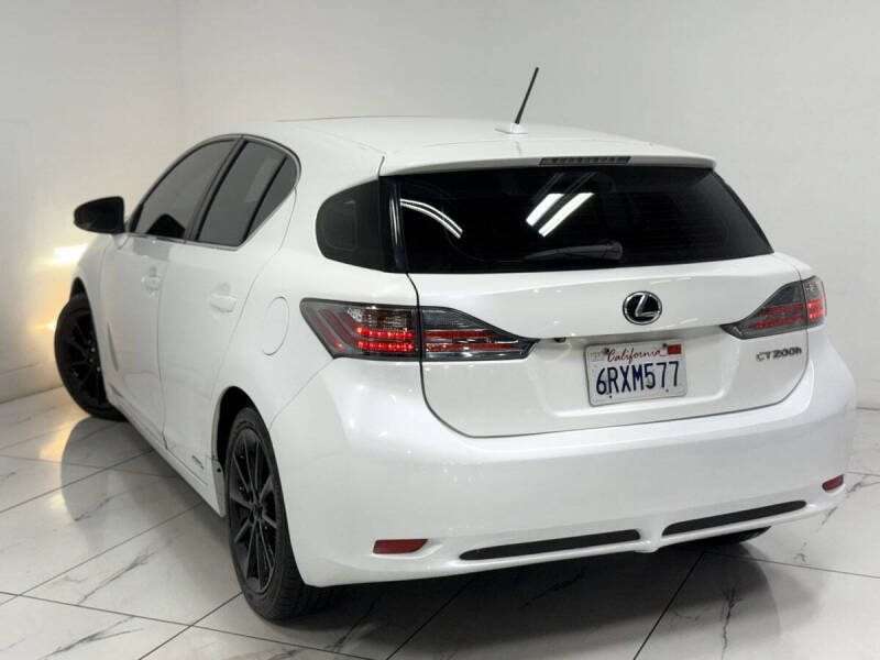 2011 Lexus CT 200h Premium