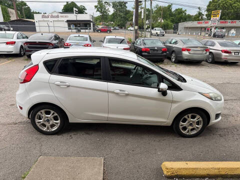 2015 Ford Fiesta SE