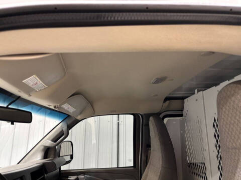 2017 Chevrolet Express 2500