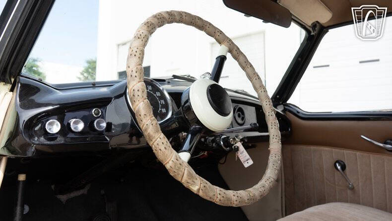 1957 Nash Metropolitan