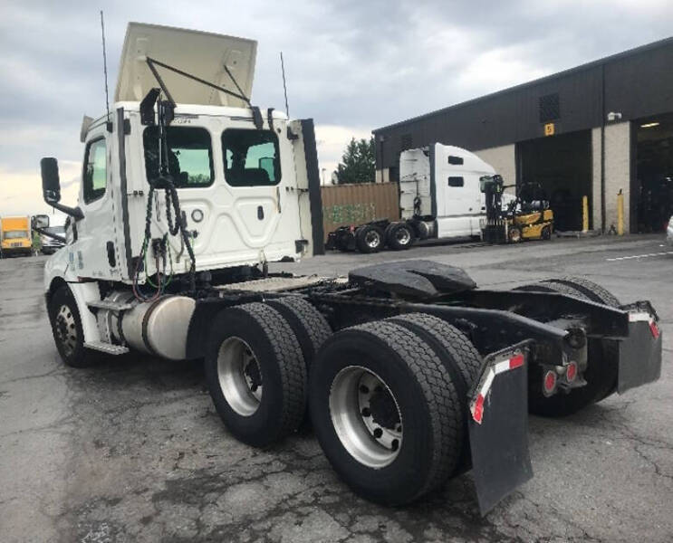 2018 Freightliner Cascadia