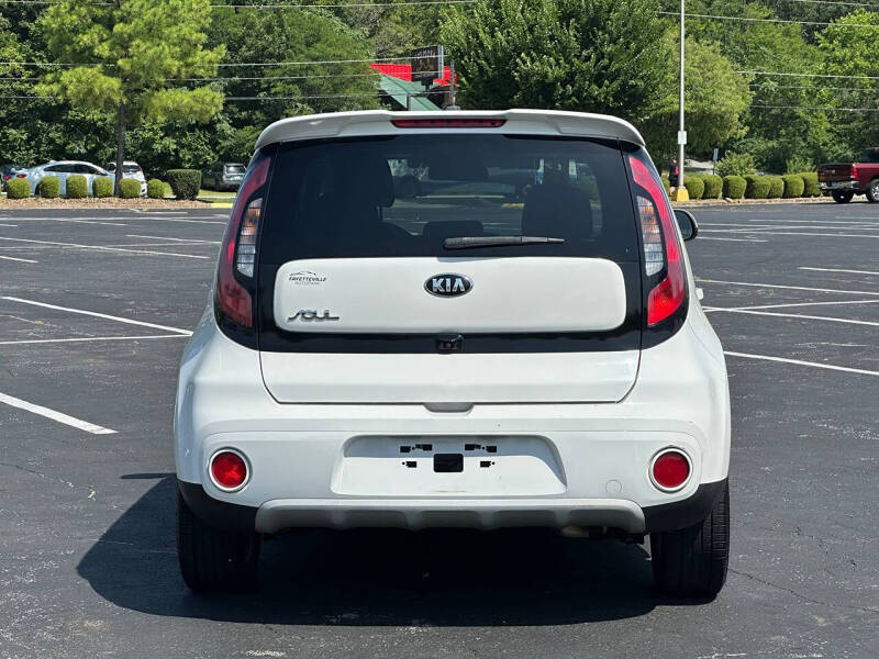 2019 Kia Soul +