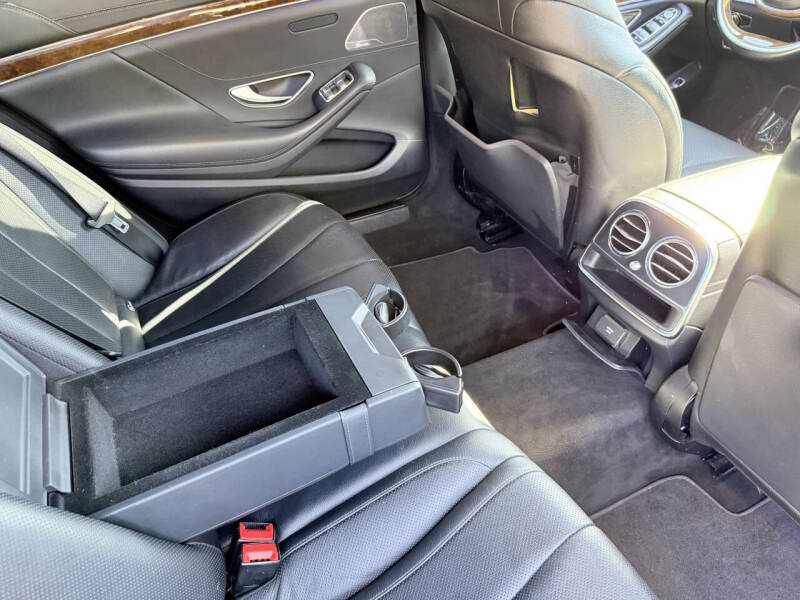 2014 Mercedes-Benz S-Class S 550