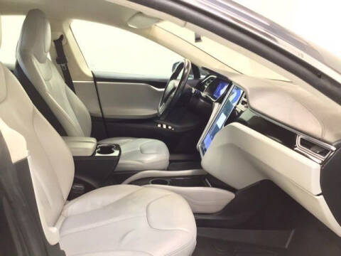 2015 Tesla Model S 70