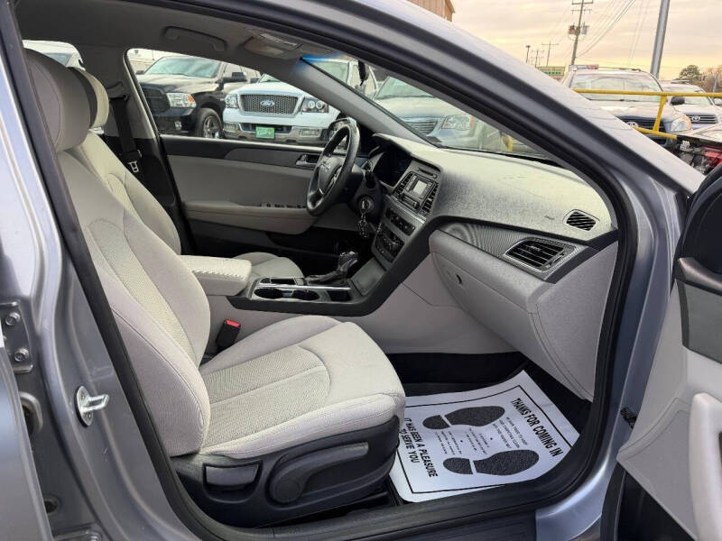 2016 Hyundai Sonata SE