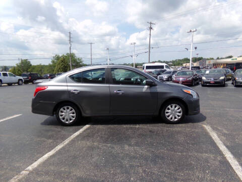 2019 Nissan Versa SV