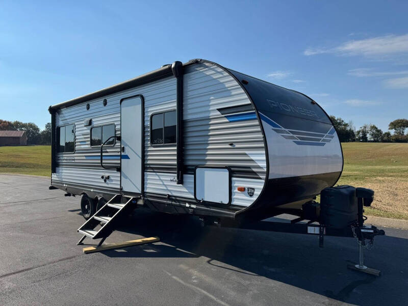 2022 Heartland Pioneer