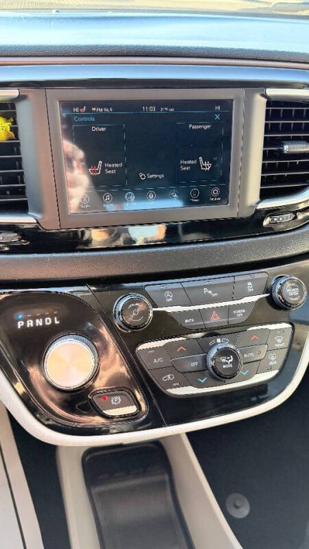 2018 Chrysler Pacifica Touring L