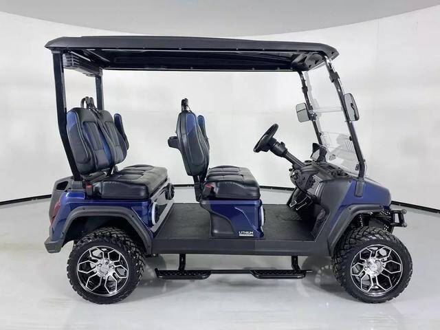 2025 Evolution MAVERICK 4 PLUS