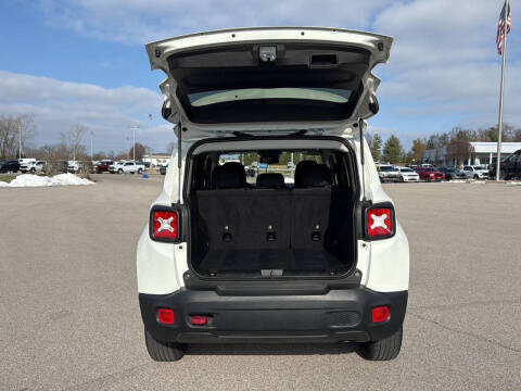 2023 Jeep Renegade Trailhawk