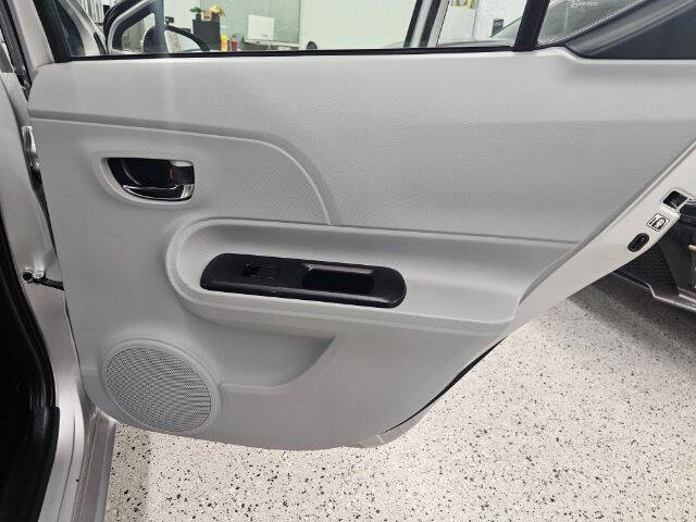 2012 Toyota Prius c Three