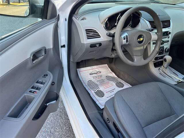 2011 Chevrolet Malibu LS