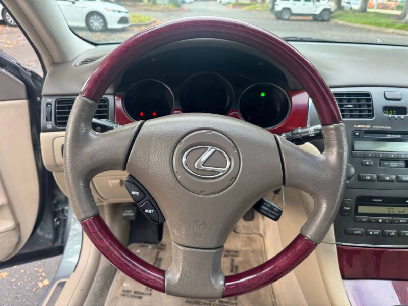 2003 Lexus ES 300