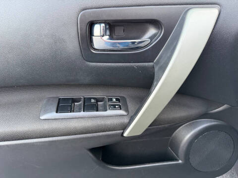 2012 Nissan Rogue SV