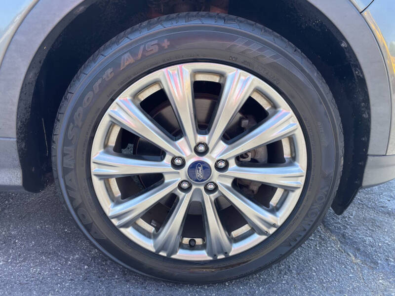 2017 Ford Escape Titanium