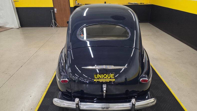 1947 Ford Deluxe