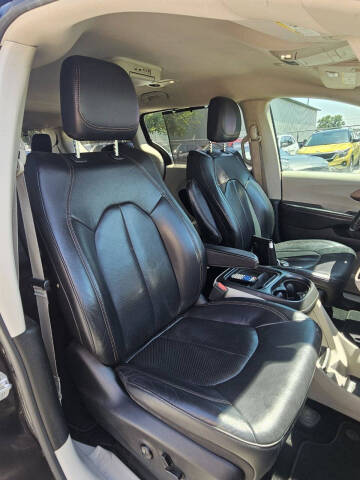 2018 Chrysler Pacifica Touring L