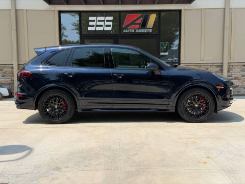 2016 Porsche Cayenne GTS