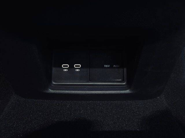 2025 Volkswagen Atlas Cross Sport SE 4Motion