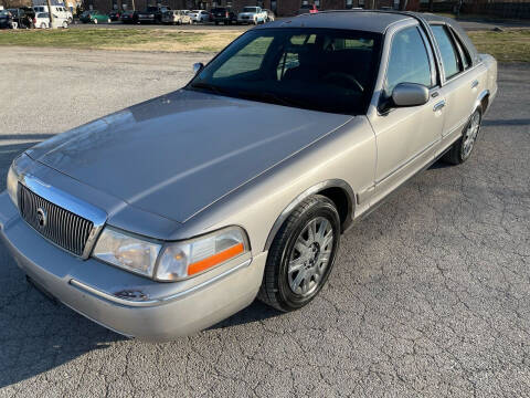 2005 Mercury Grand Marquis for sale at Supreme Auto Gallery LLC in Kansas City MO