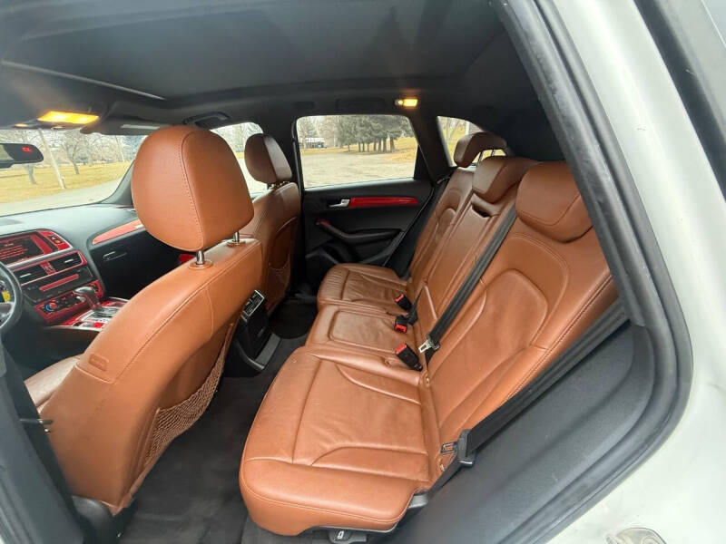 2010 Audi Q5 3.2 quattro Premium Plus